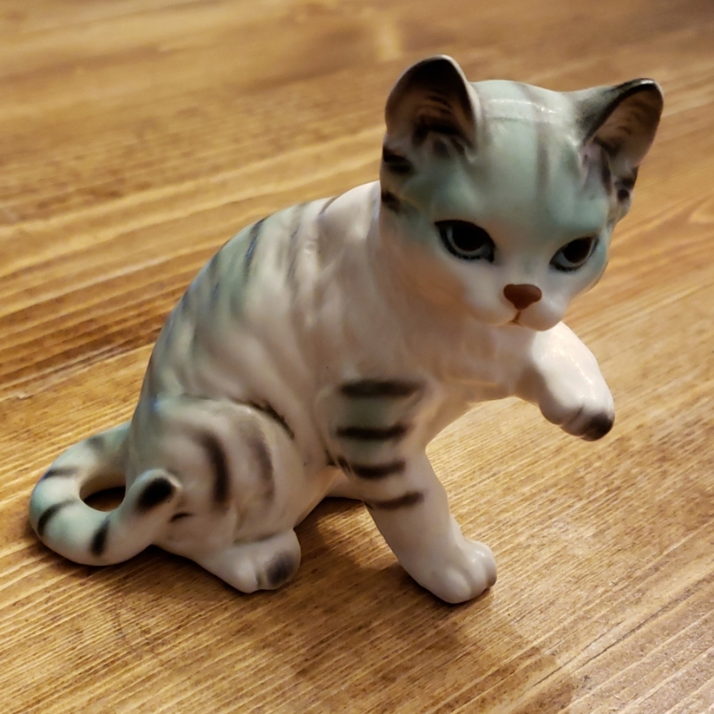 Vintage Lefton Cat